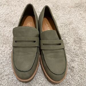 Me Too Olive Green Loafers